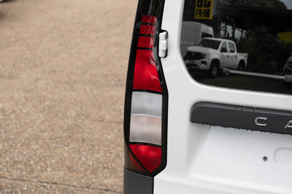 2025 Volkswagen Caddy 5 Crewvan Van Image 20