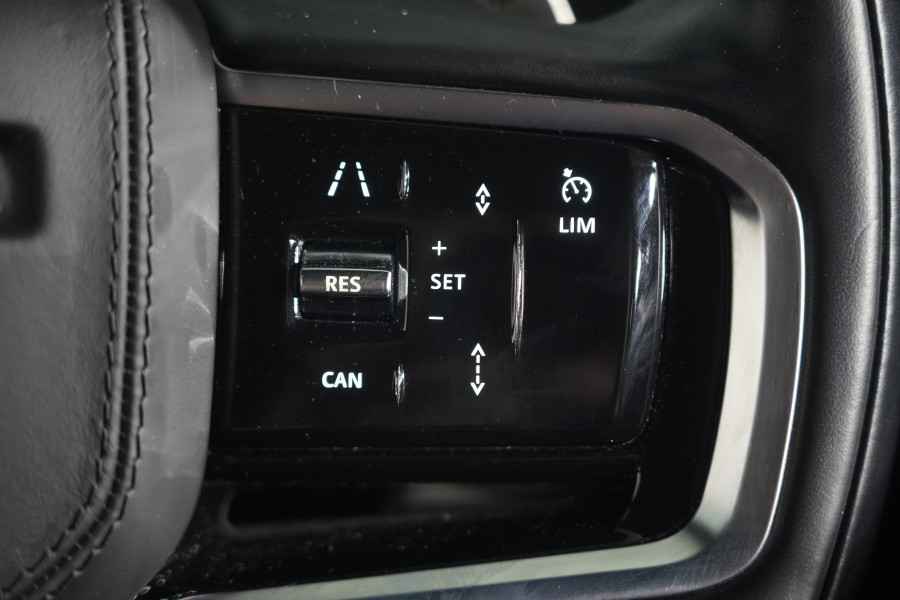 2023 Land Rover Range Rover Velar L560 D300 Edition SUV Image 23