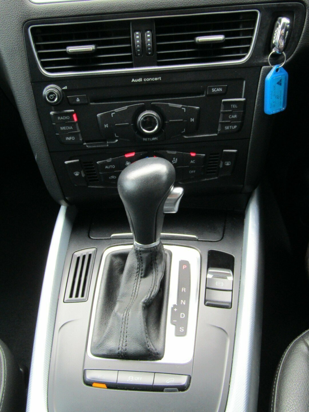 2011 MY12 Audi Q5 8R MY12 TDI S Tronic Quattro SUV Image 14