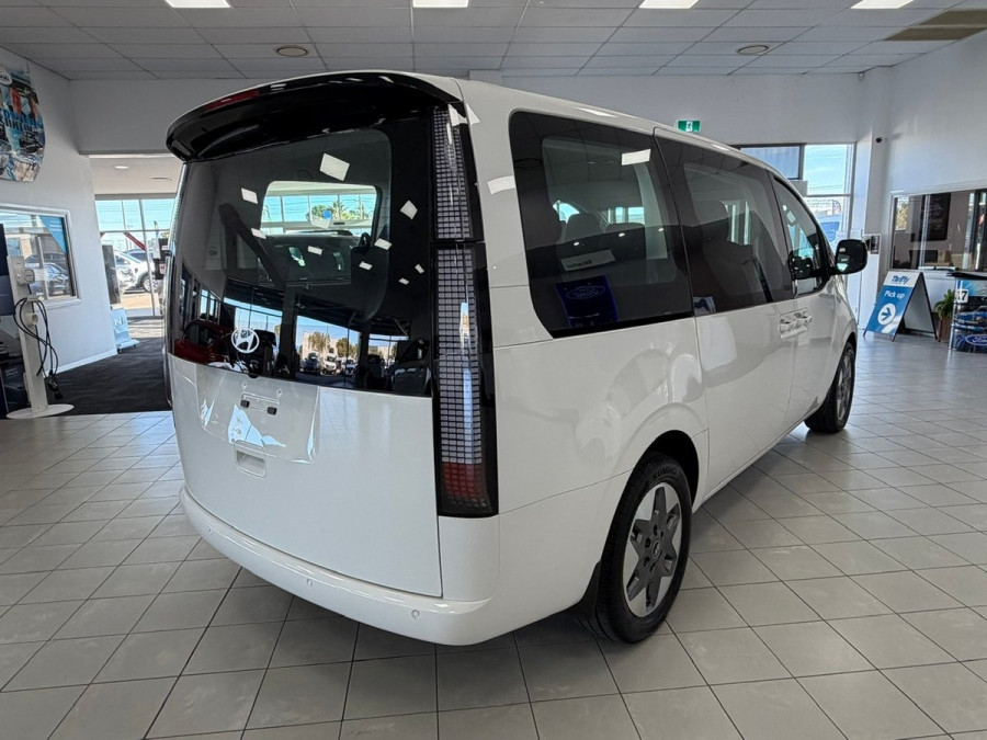 2026 MY27 Hyundai Staria US4.V4  People Mover Image 5