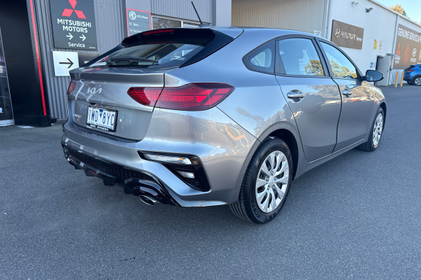 2022 Kia Cerato BD S Hatch Image 5