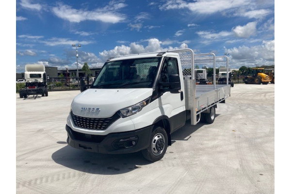 2021 Iveco Daily 45C Tray back Image 3