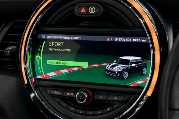 2020 MINI Cooper F55 LCI Cooper S Paddy Hopkirk Edition Hatch image 16