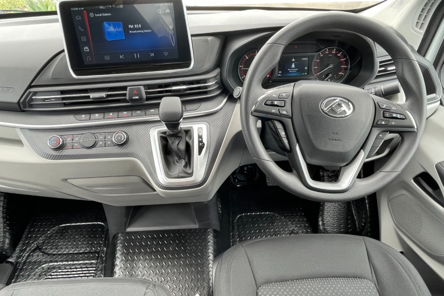 2023 LDV Deliver 9 MWB Van Image 11