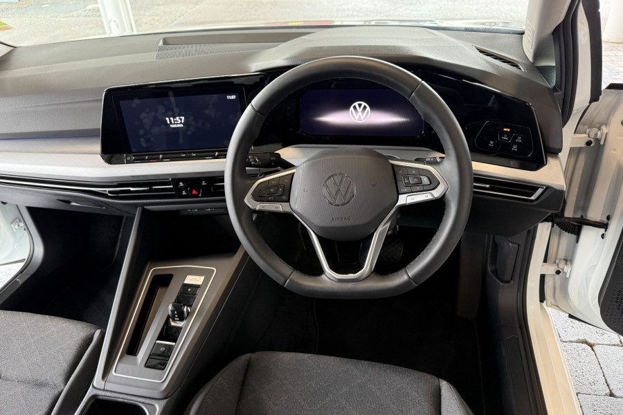 2024 Volkswagen Golf 8 110TSI Life Hatch Image 36