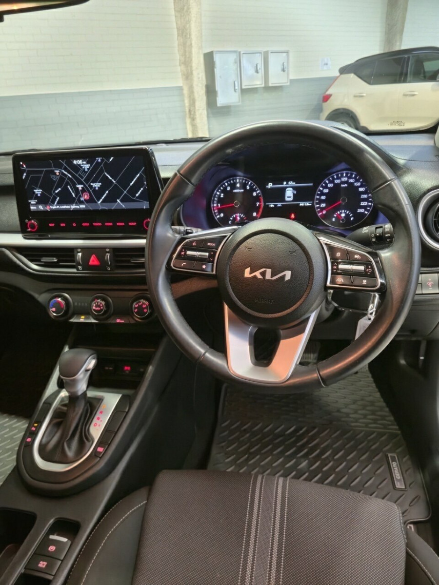 2022 Kia Cerato BD Sport+ Hatch Image 10