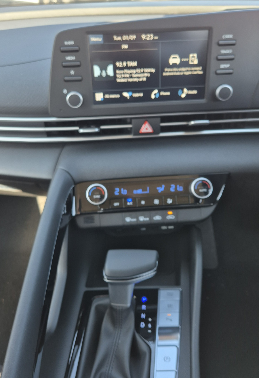 2025 MY26 Hyundai i30 CN7.V4 Hybrid Sedan Image 8