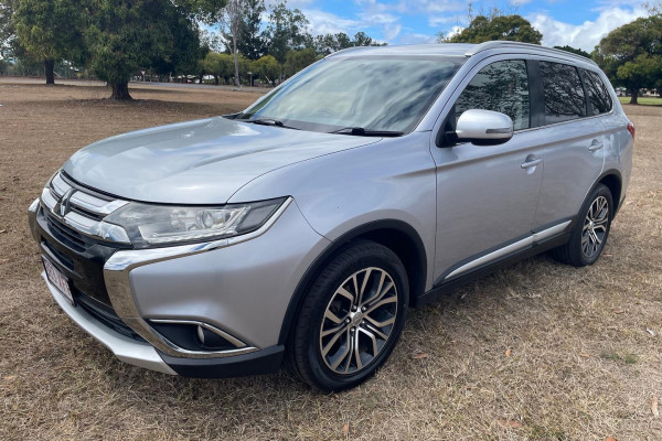 2016 Mitsubishi Outlander ZK LS SUV Image 7