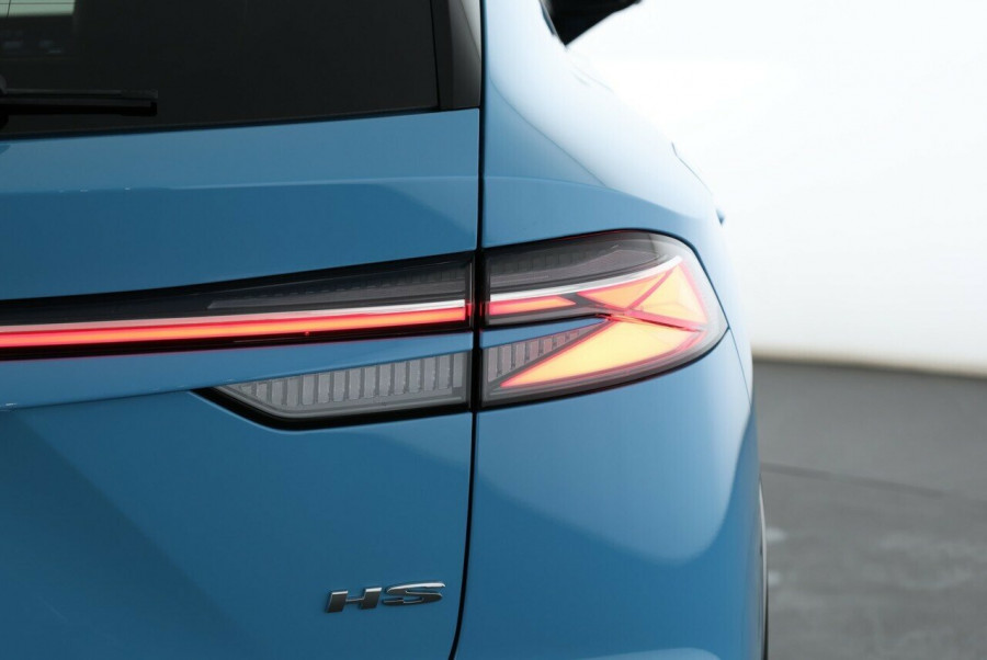 2025 MG HS AS33 Essence SUV Image 14