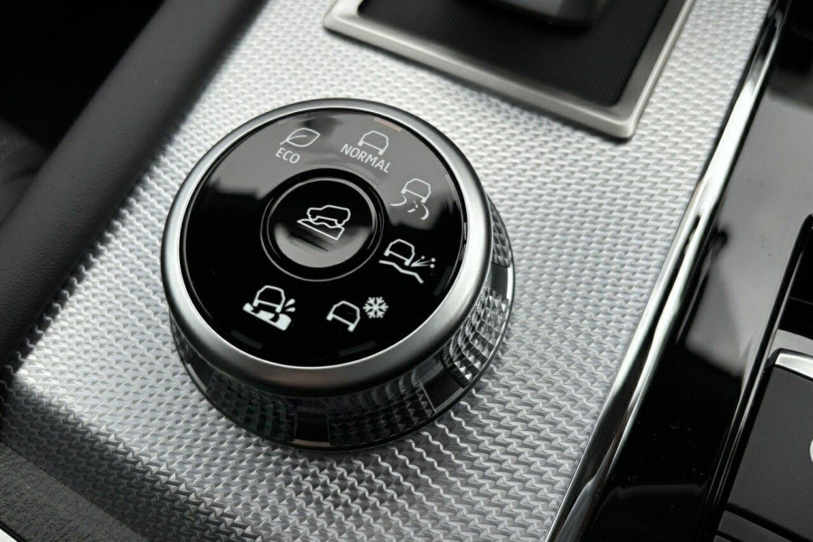2024 Mitsubishi Outlander ZM Exceed SUV Image 26