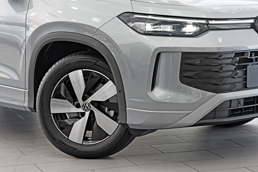 2025 Volkswagen Tayron R4 110TSI Life SUV Image 6