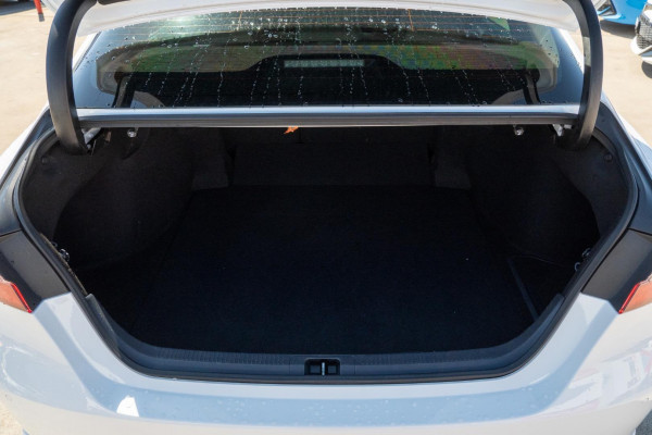 2023 Toyota Camry AXVH70R SX Hybrid Sedan Image 18