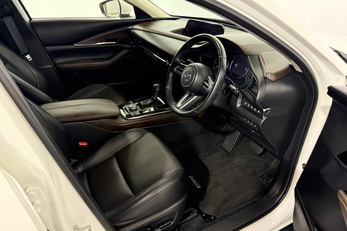 2022 Mazda CX-30 DM2WLA G25 Astina SUV Image 11