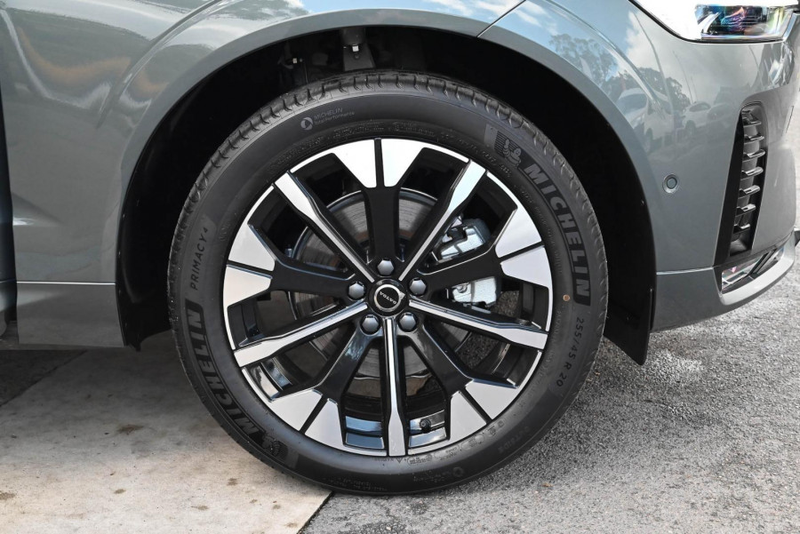 2026 Volvo XC60 UZ Ultra B5 Dark SUV Image 22