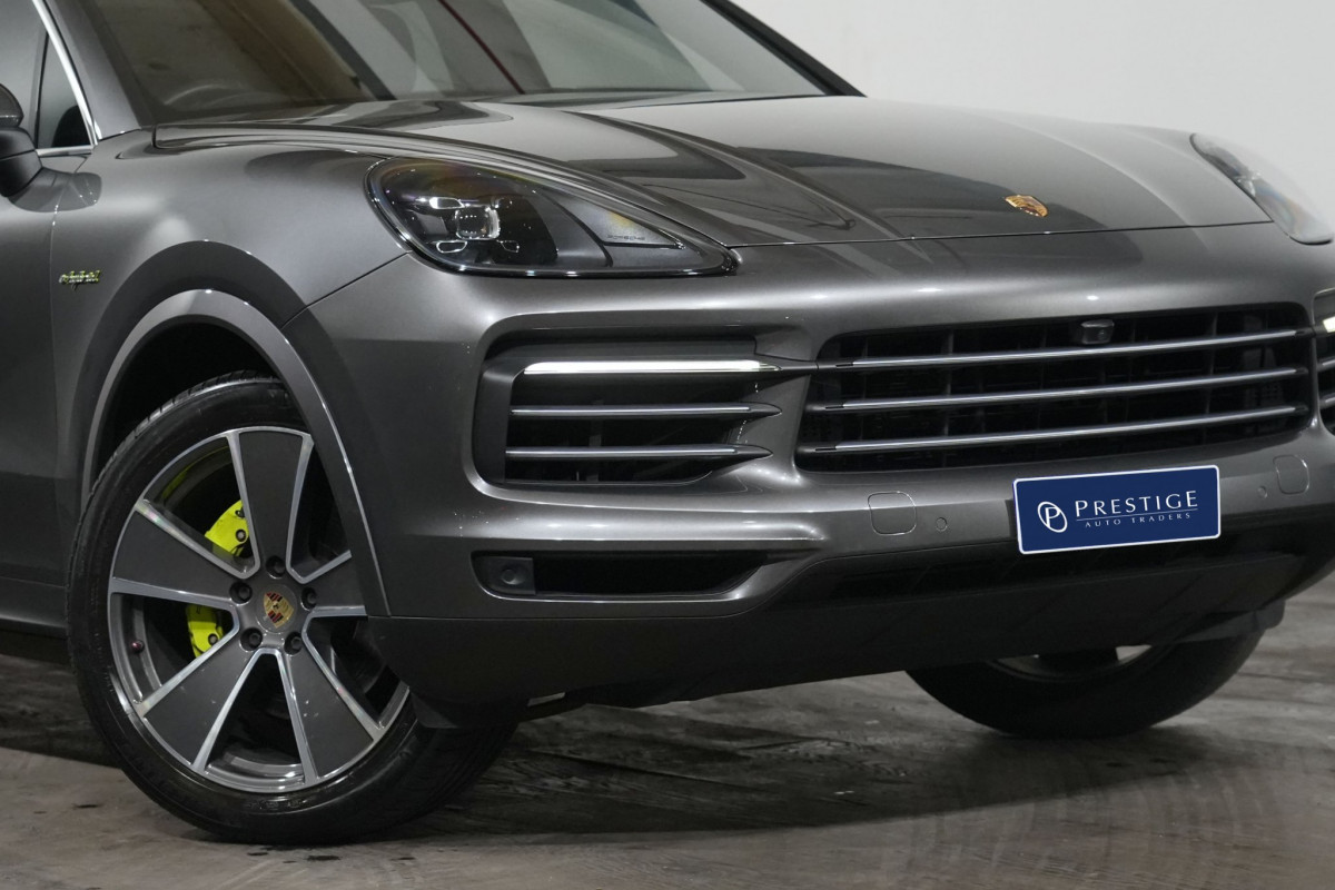2019 Porsche Cayenne E-Hybrid SUV