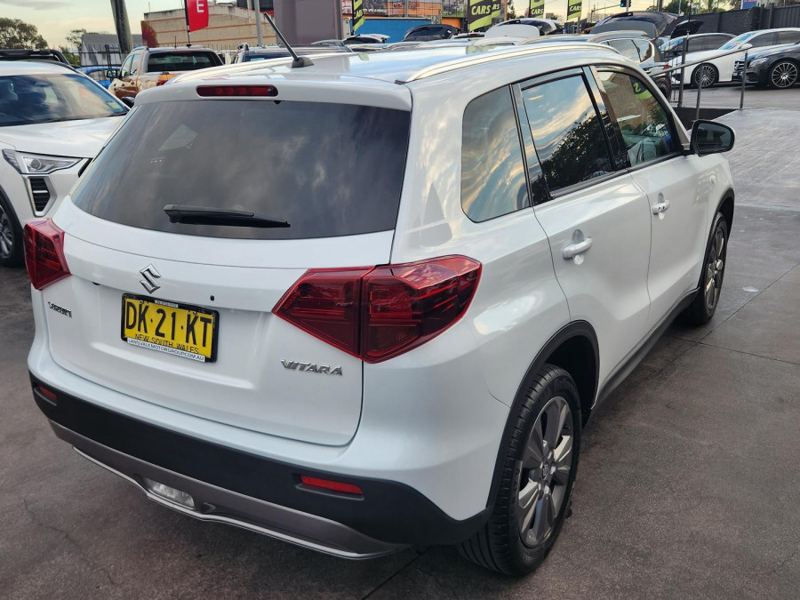 2023 Suzuki Vitara LY Series II  SUV Image 3
