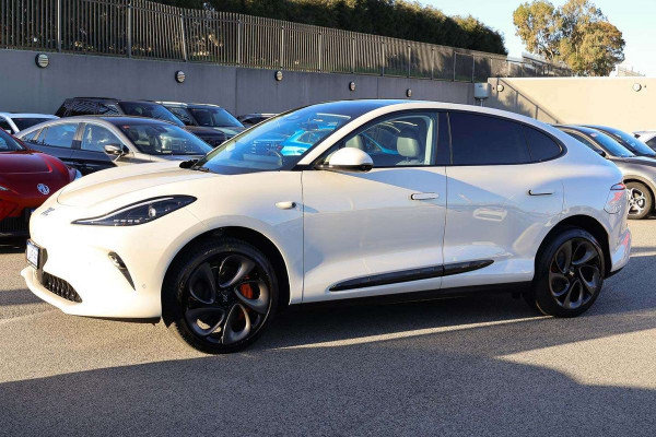 2025 MG IM6 S12L Performance SUV Image 6