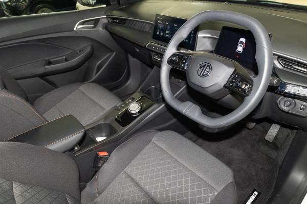 2025 MY25.5 MG MG3 ZP22 Excite Hatch Image 7