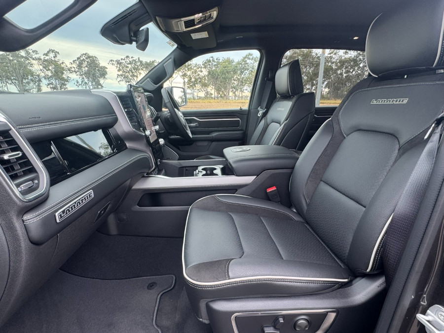 2025 MY26 Ram 1500 DT  Laramie Night Hurricane SO Rambox Ute Image 13