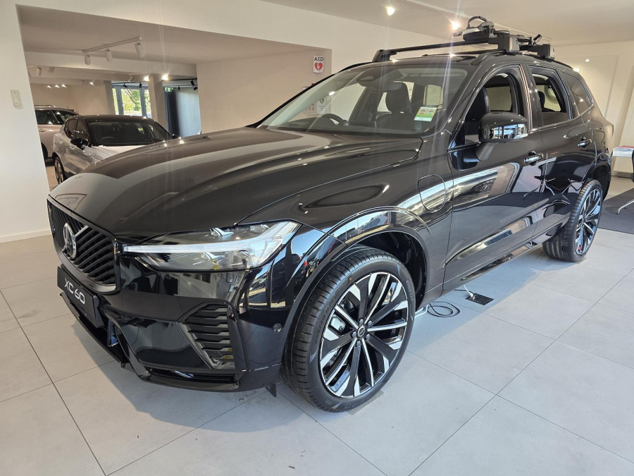 2026 Volvo XC60 UZ Ultra T8 Plug-in Hybrid Dark SUV Image 3
