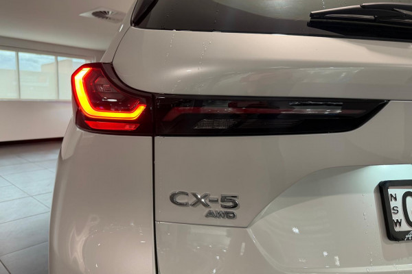 2026 Mazda CX-5 KM Series G25 Touring SUV Image 15