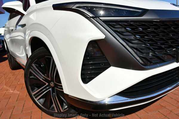 2025 MG QS IS31 Essence SUV Image 2