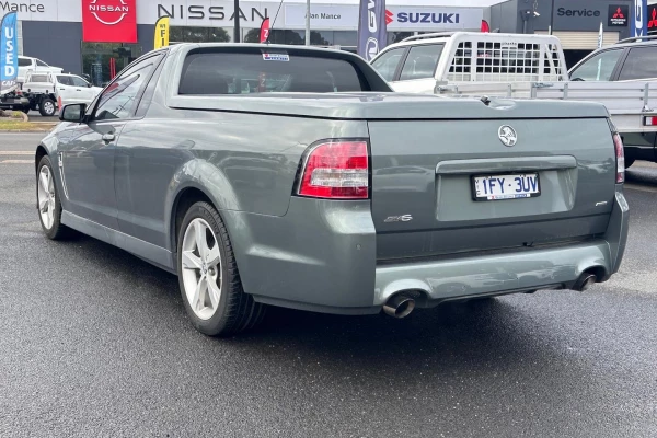 2015 Holden Ute VF SV6 Ute Image 6