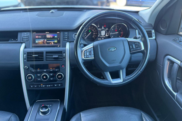 2018 MY19 Land Rover Discovery Sport L550 SD4 HSE SUV Image 11