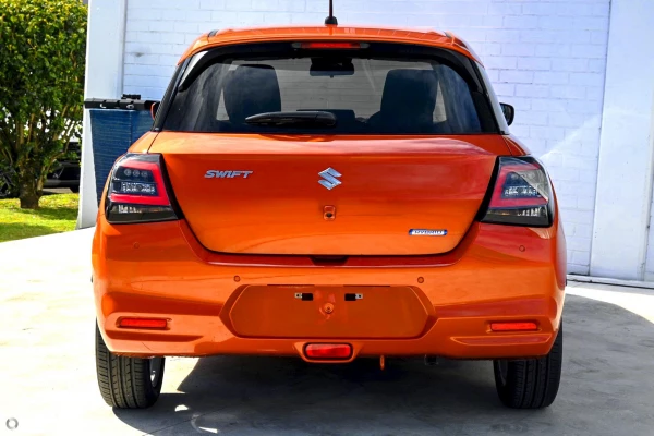 2026 Suzuki Swift UZ Hybrid Plus Hatch Image 3