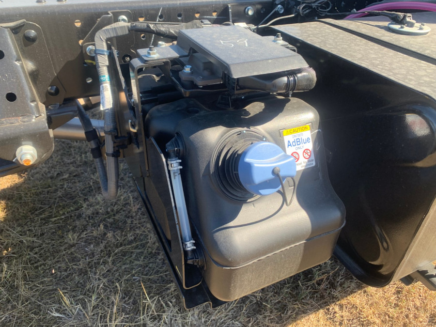 2026 Isuzu NPR 45/65-175 DT D28 Cab Chassis Image 26