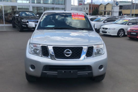 Nissan Nissan ST D40 S6 