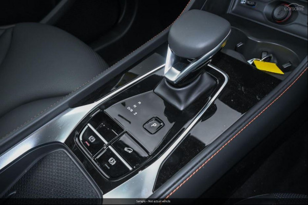 2025 MG HS AS33 Hybrid+ Excite SUV Image 13
