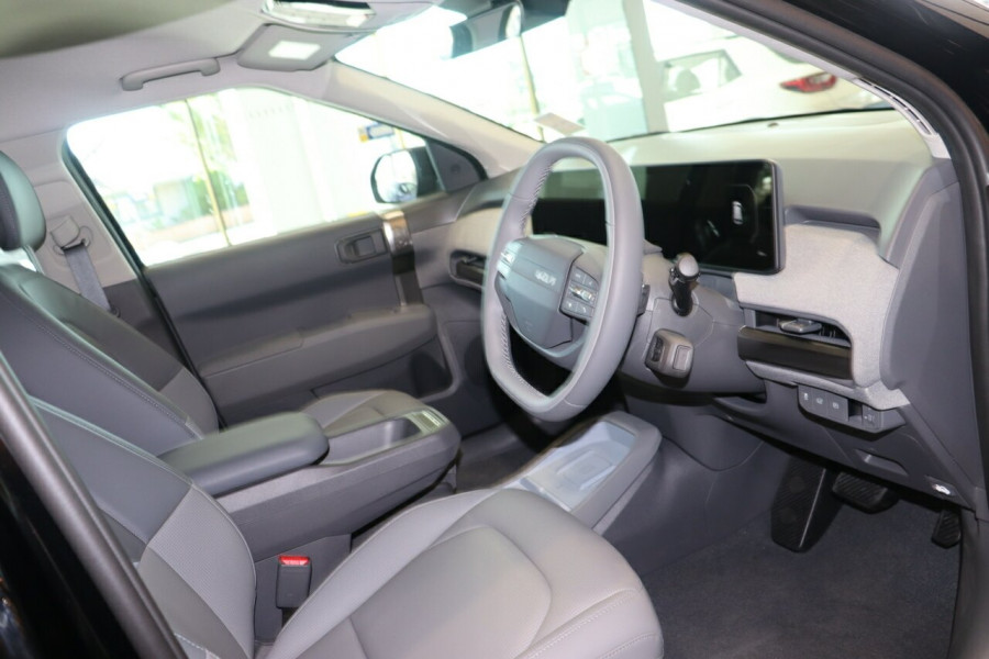 2025 Kia EV3 SV Earth SUV Image 15