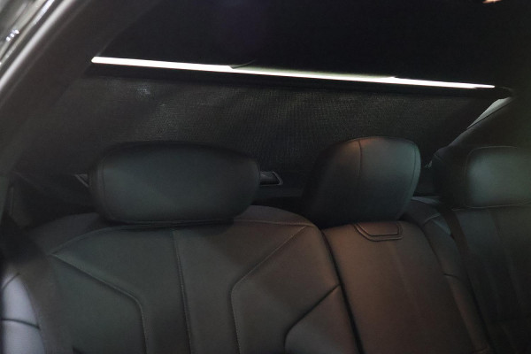 2026 BMW 7 Series G70 740i M Sport Sedan image 12