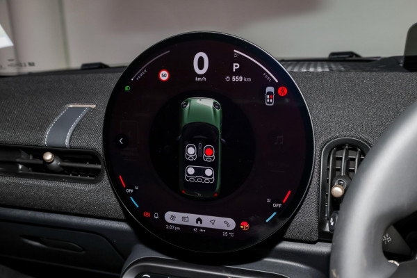 2026 MINI Cooper F66 S Favoured Hatch image 16