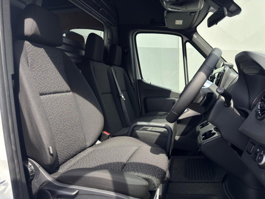 2026 Mercedes-Benz Sprinter VS30 417CDI LWB Van Image 34