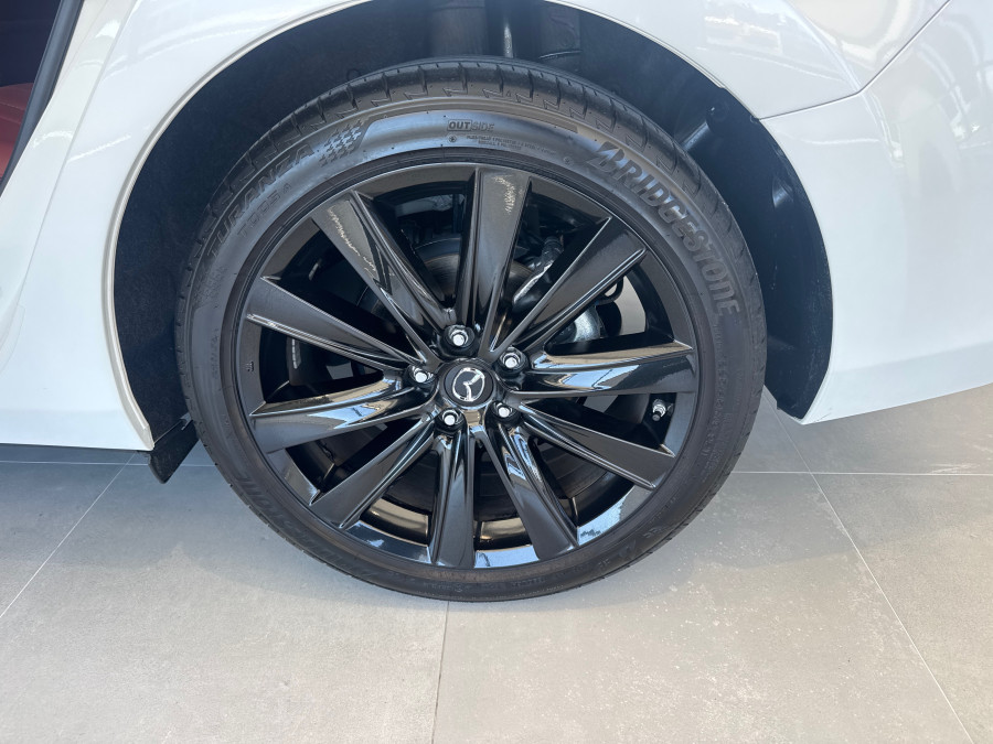 2024 Mazda 6 GL Series GT Sedan Image 19