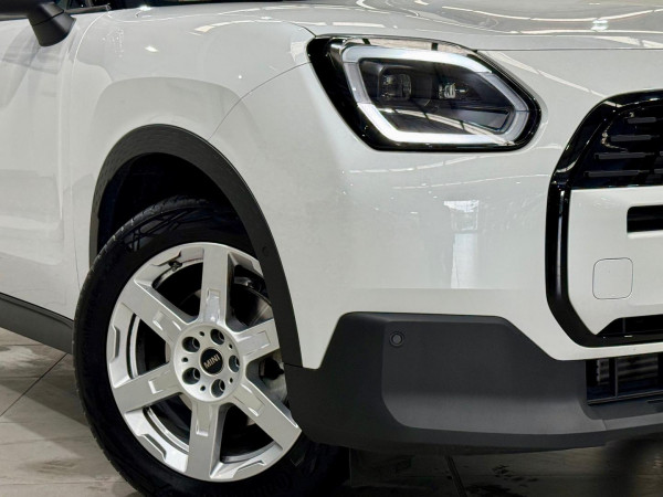 2025 MINI Countryman U25 C Core SUV image 4