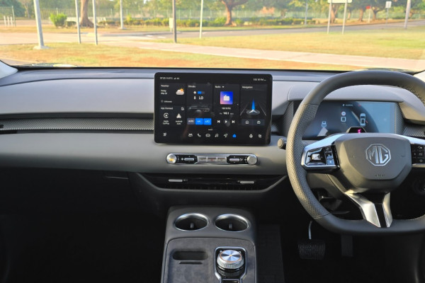 2026 MG MGS5 EV ZS3EM Essence 49 SUV Image 17