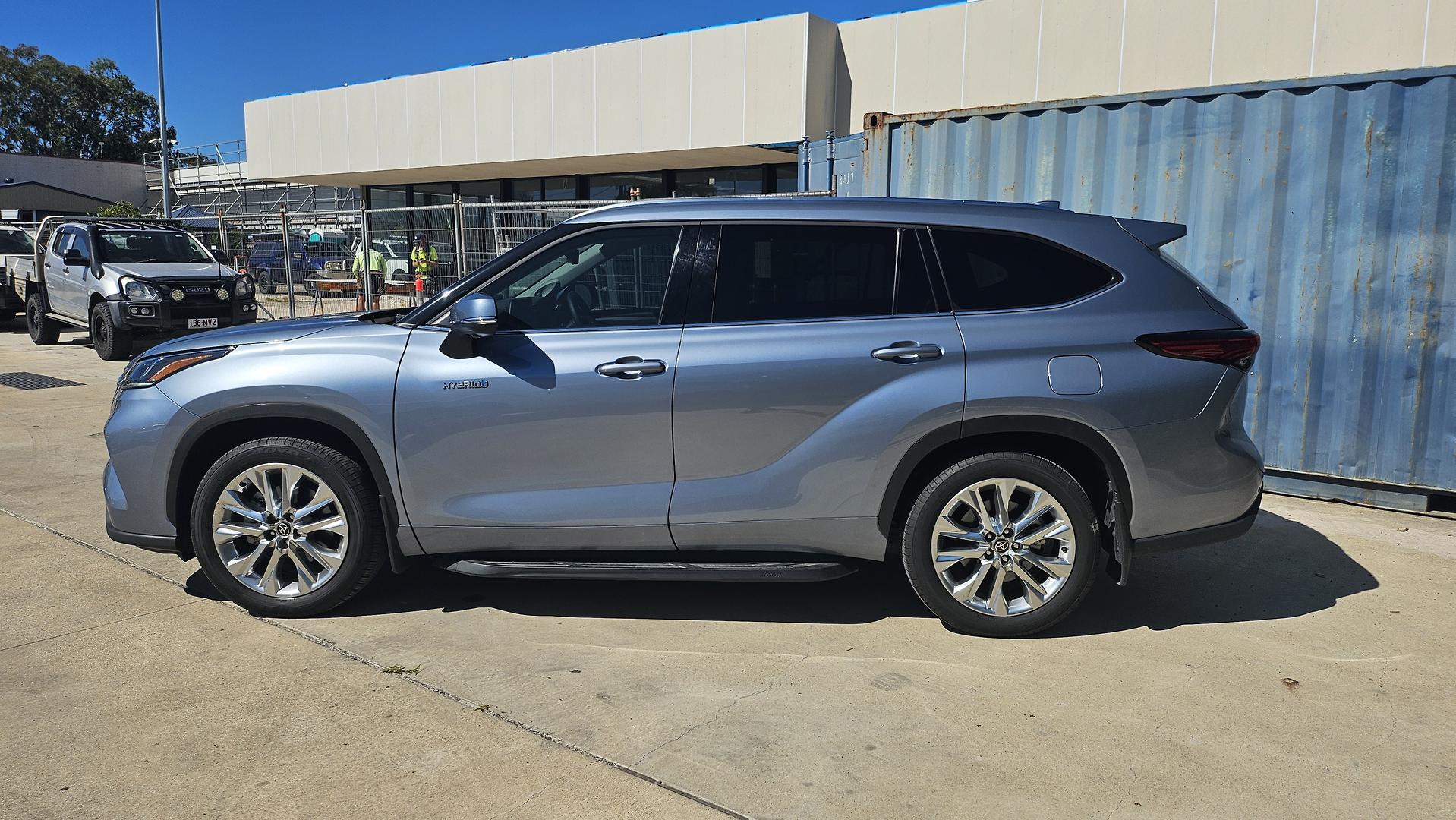 2023 Toyota Kluger AXUH78R Grande SUV Image 6