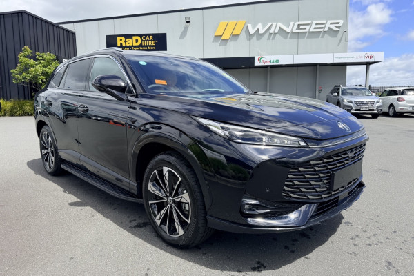 2026 MG HS Super Hybrid Essence SUV Image 1