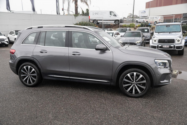 2022 Mercedes-Benz GLB-Class X247 GLB200 SUV image 3