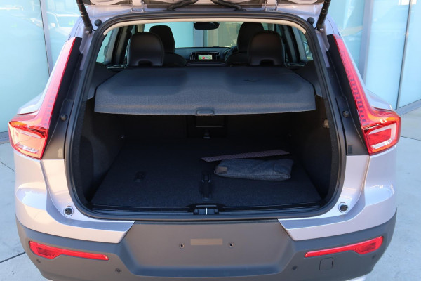 2025 MY26 Volvo XC40 XZ Plus B4 SUV Image 30