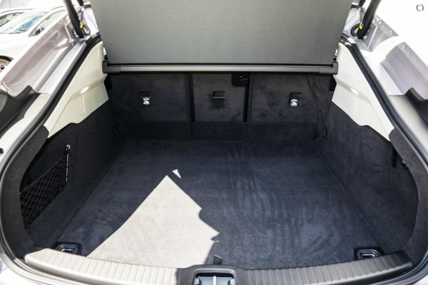 2026 Volvo ES90  Ultra Single Motor Sedan Image 10