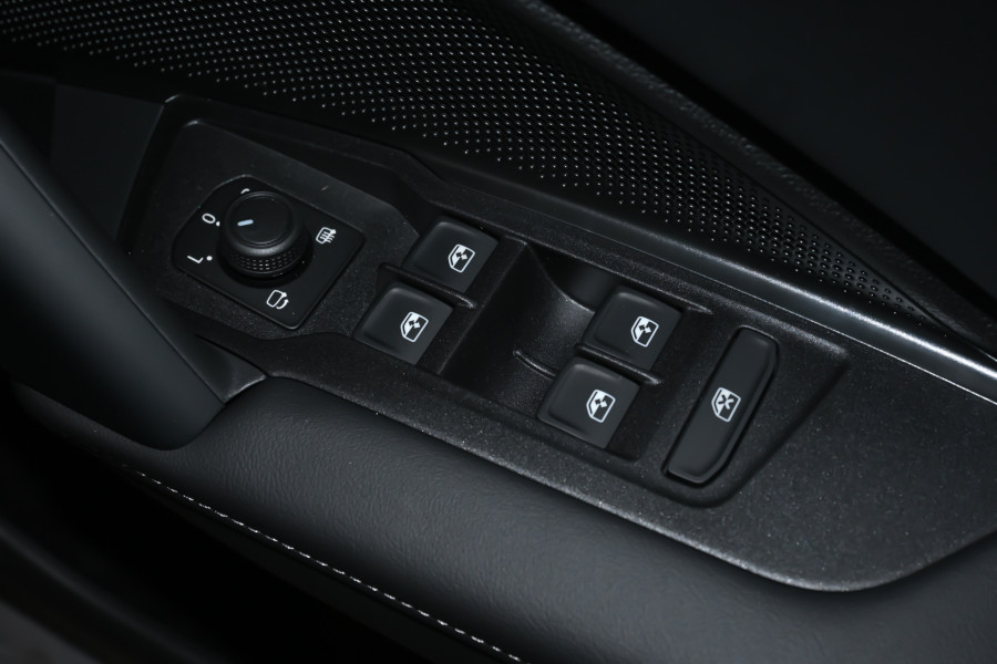 2025 Volkswagen Tayron R4 150TSI Life SUV