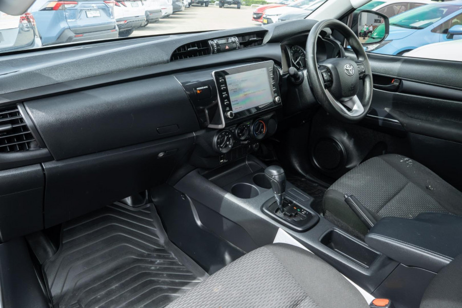2023 Toyota HiLux TGN121R WorkMate Single-Cab Image 8