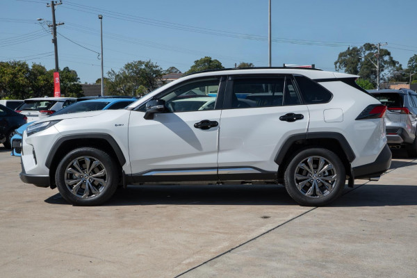 2025 Toyota RAV4 AXAH52R GXL SUV Image 3
