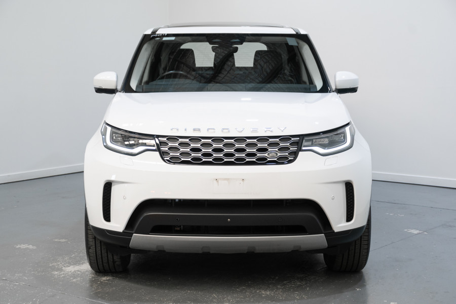 2023 Land Rover Discovery Series 5 D300 S SUV Image 8