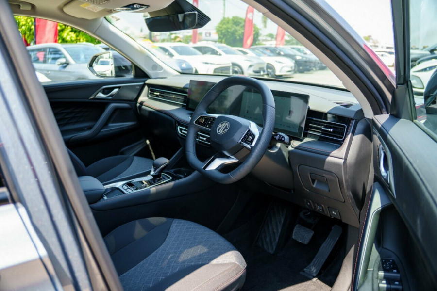2025 MG HS AS33P Super Hybrid Excite SUV Image 16