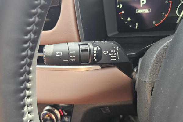 2025 Mitsubishi Outlander ZM Exceed Tourer SUV Image 19